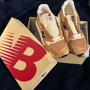 New Balance Men's Brown and Blue Sneakers